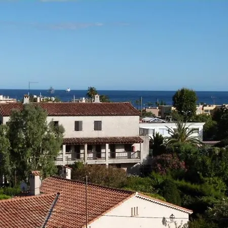 Lejlighed Grand Climatise, Piscine, 5mn, Parking Gratuit Vallauris