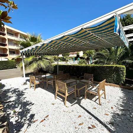 Grand Climatisé, Piscine, 5mn, Parking Gratuit * Vallauris