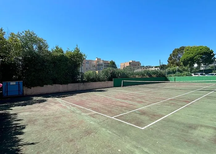 Grand Climatisé, Piscine, 5mn, Parking Gratuit * Vallauris